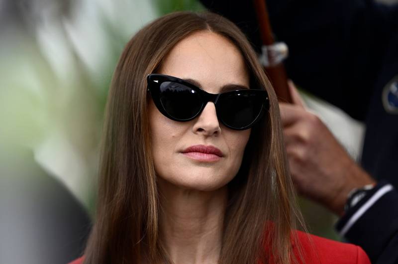 CANNES, FRANCE - MAY 21: Natalie Portman attends the "May December" photocall at the 76th annual Cannes film festival at Palais des Festivals on May 21, 2023 in Cannes, France. (Photo by Gareth Cattermole/Getty Images)